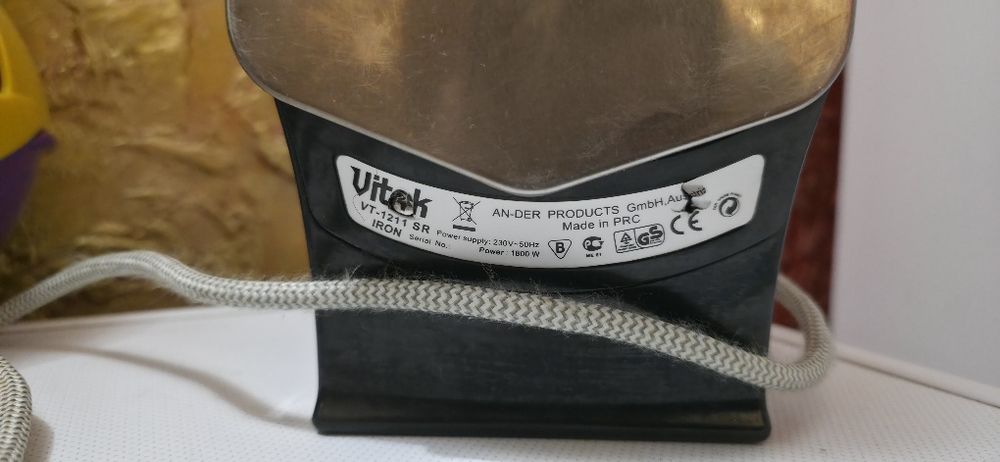 Продам Утюг, праска, Vitek ( made in PRC), Австрия.