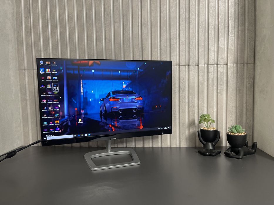 Безрамковий Монітор Philips 22 дюйми full hd