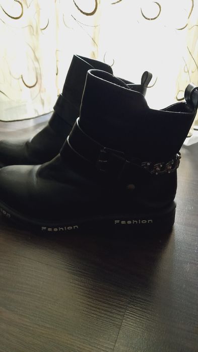 Полусапожки детские. Размер 36