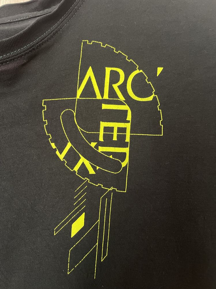 Koszulka Arc’teryx M ciemnozielona-czarna tshirt 100% bawełna logowana
