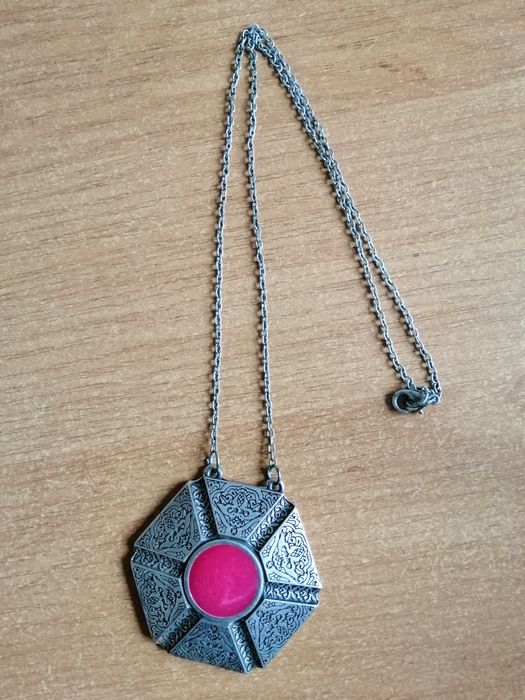 Новые украшения и обереги в косметичке из льна