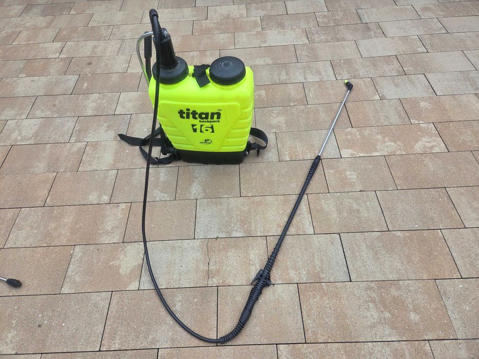 Opryskiwacz Plecakowy Marolex  Titan 16L + lanca 5-dyszowa+lanca przdł