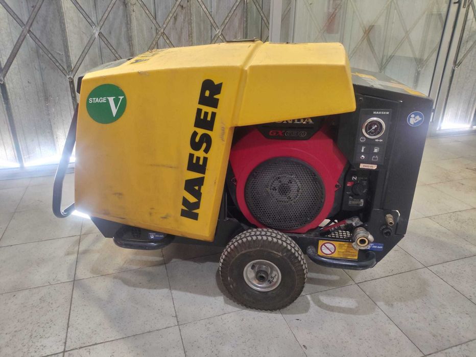 Vendo 3 Compressores Portáteis kaeser M17 , com 212 , 171 e 91 horas