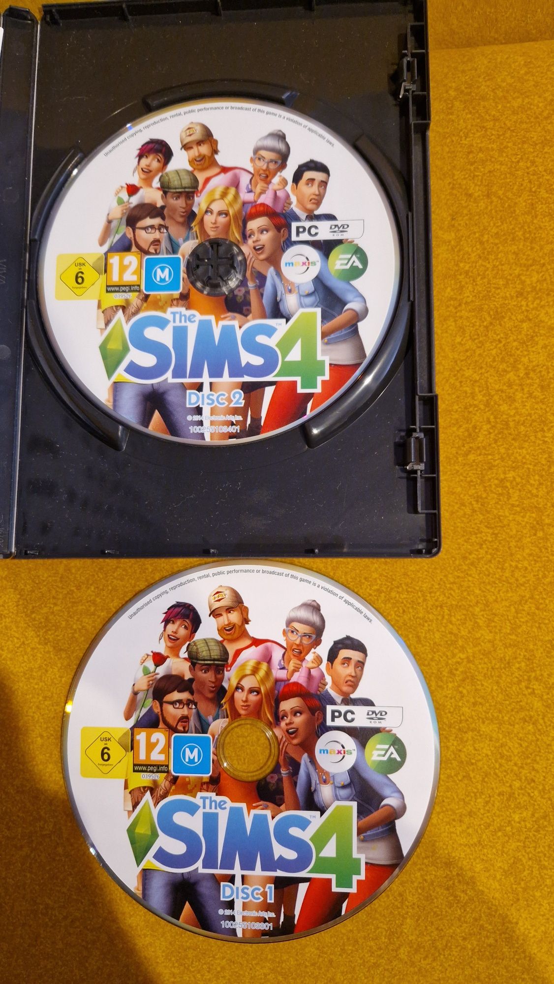 Gra the sims 4 na PC z dwoma płytami