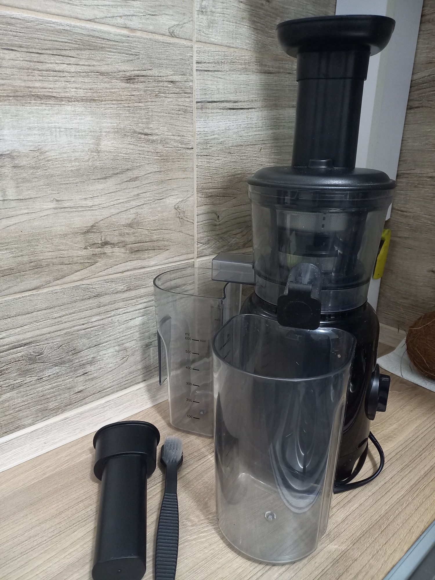 Wyciskarka wolnoobrotowa   SILVERCREST 300W
