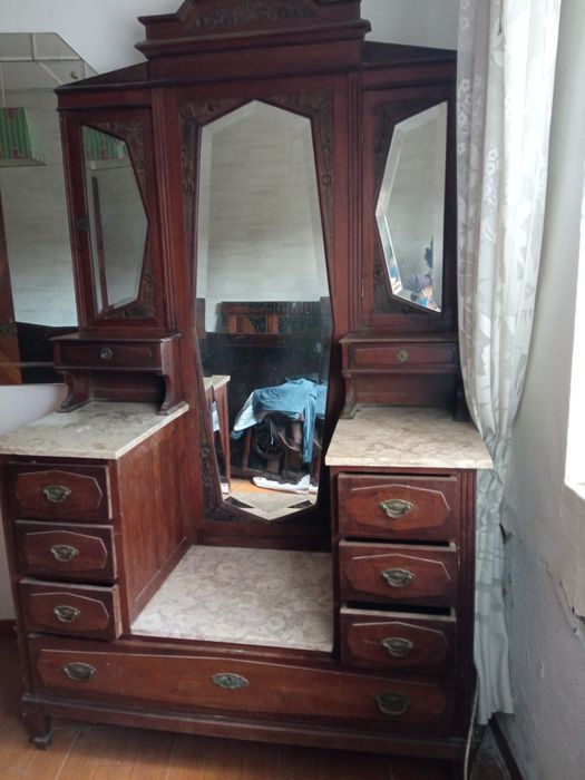 Pechiché antigo em boas condições mais de 100 anos