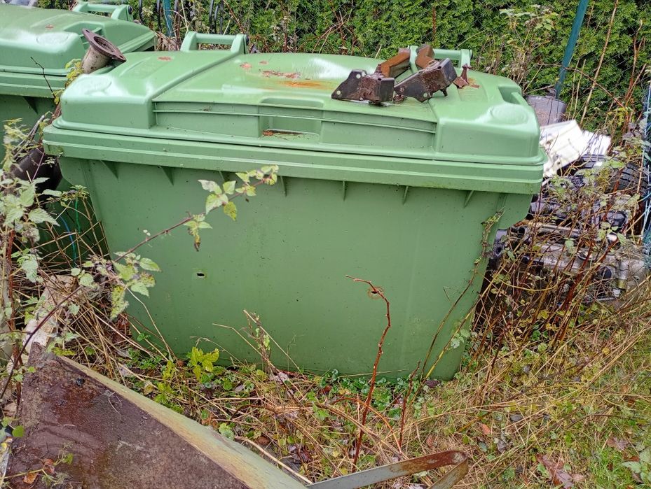 Pojemnik  kosz na odpady duży SULO  . 4 koła