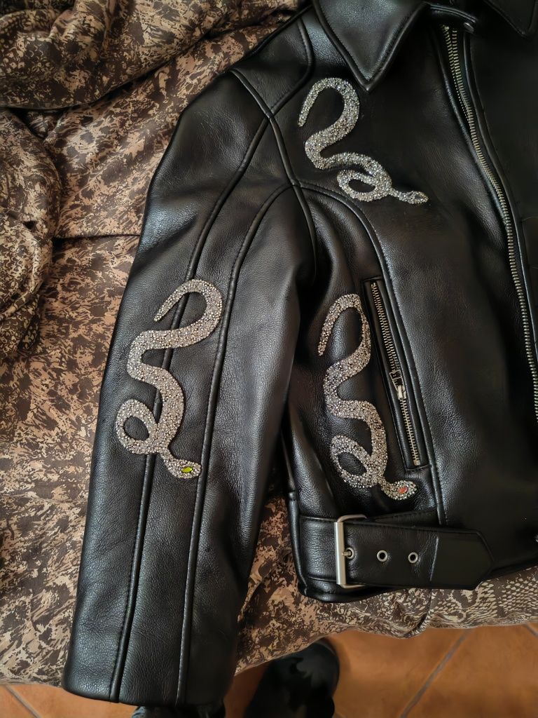 Blusão Biker Snakes, Zara.