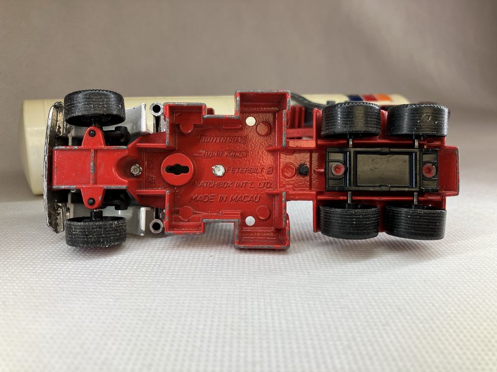 Matchbox Super Kings Peterbilt K 103 Tanker 1978