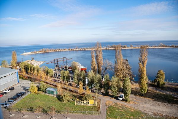 Квартира подобово. Вул. Козацька, 1/2, район Митниця.  Новобудова.