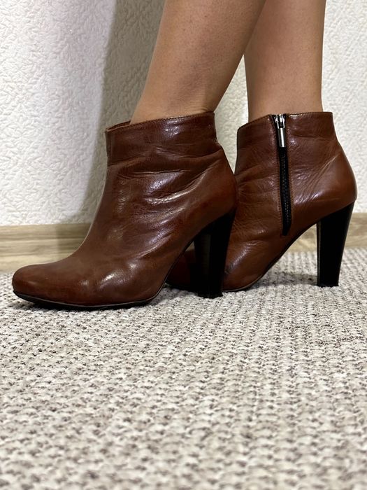 Продам осінні шкіряні черевики жіночі, Este