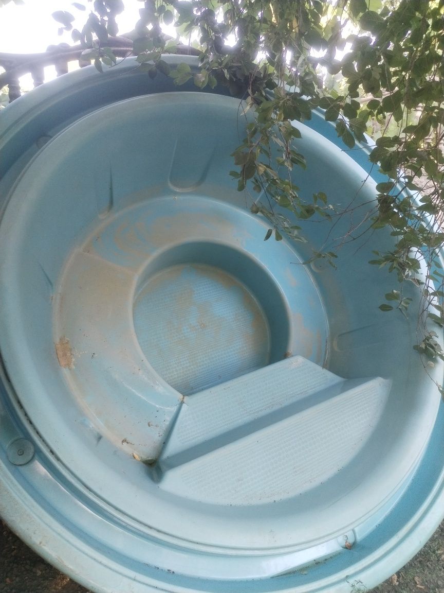 Продам композиционный бассейн