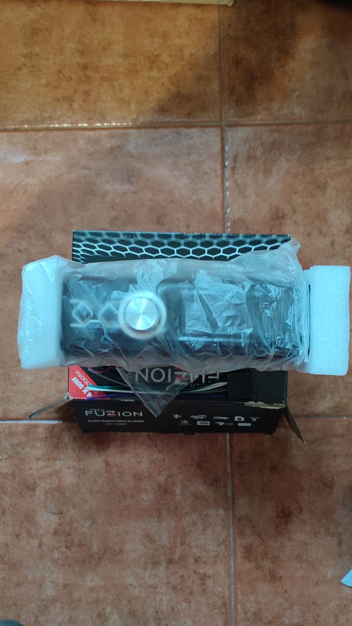 Auto rádio Tech Fuzz dh 1788d