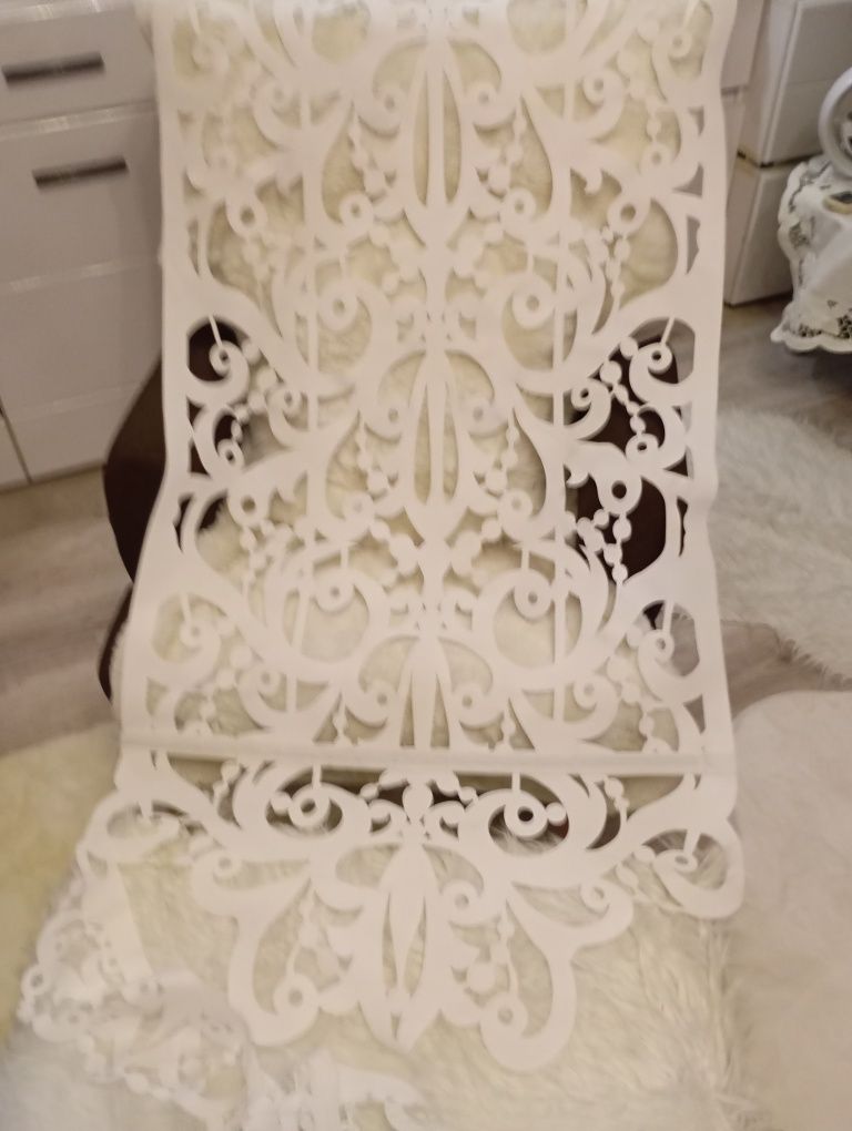 Piękna firana panel plus boki plus dodatki do wiązania panelowe