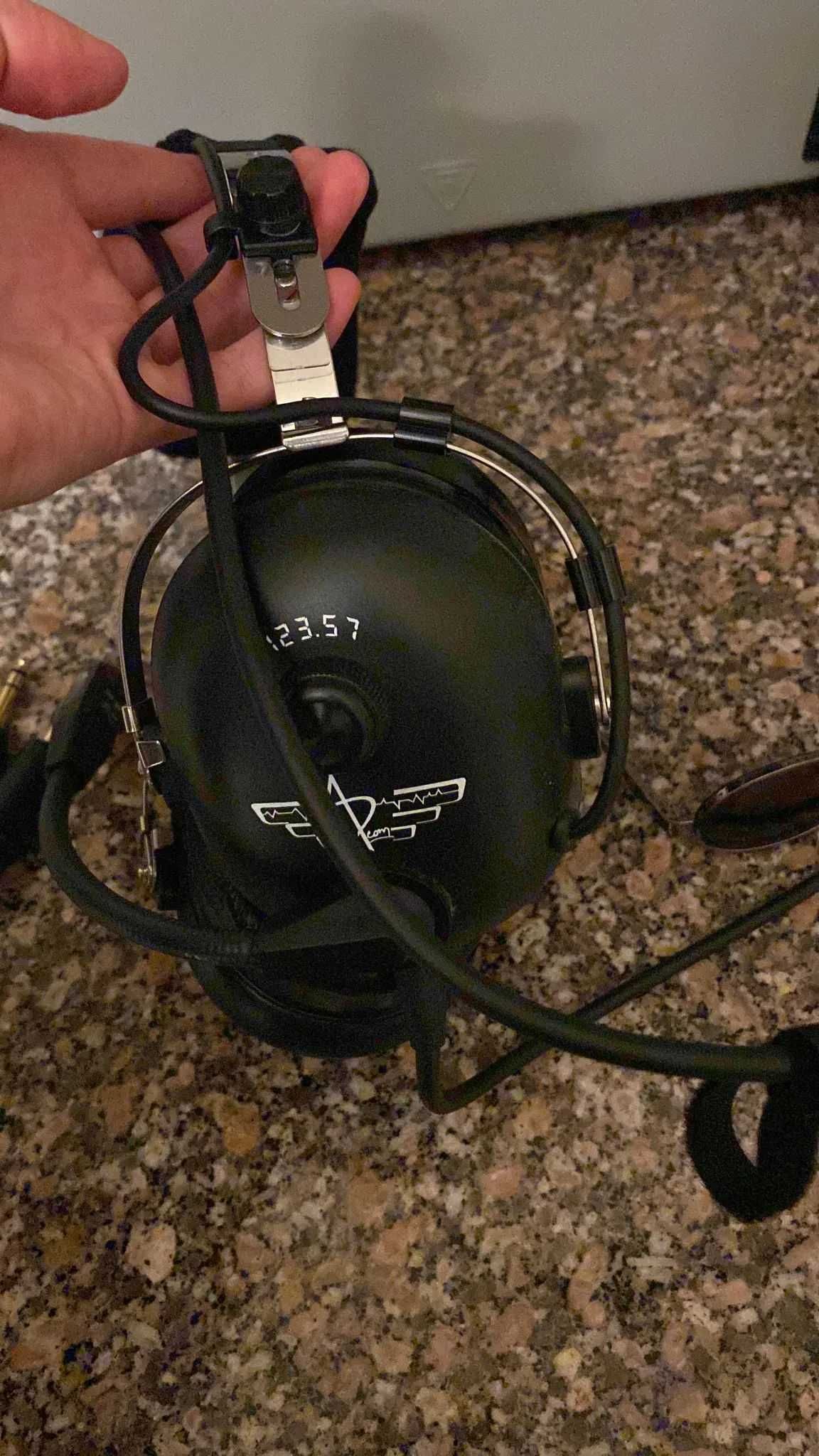 Headsets APcom 123.57