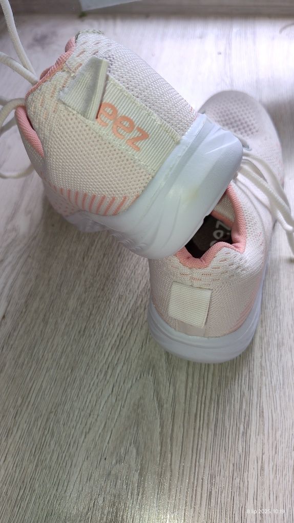 Buty spoy młodzieżowe 36