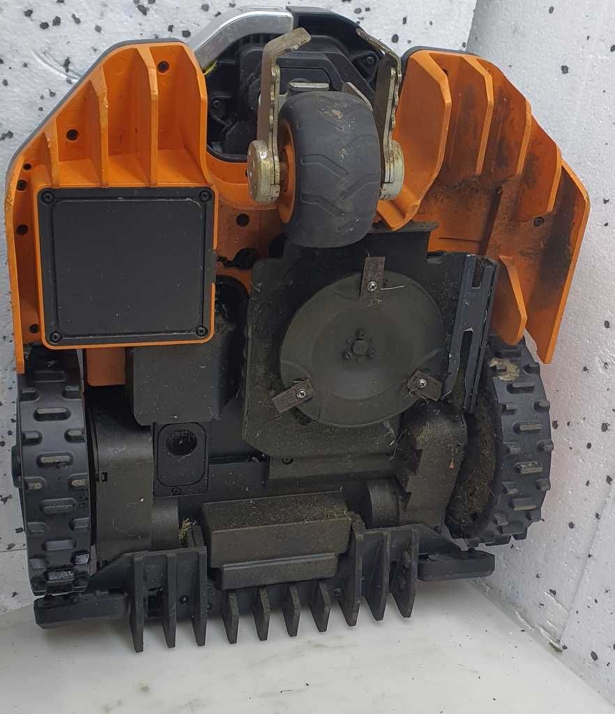 Kosiarka robot WORX WR206E VISION kamera , bez kabla