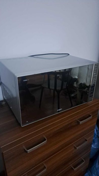 Mikrofala Whirpool MWP 304 M