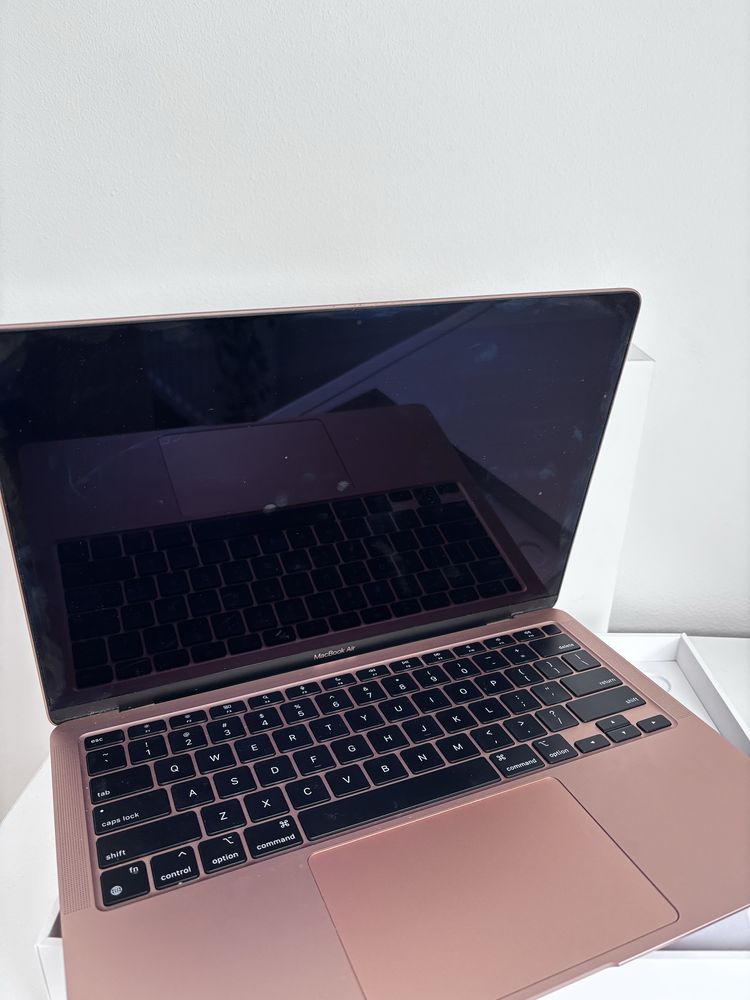 MacBook Air 2020, 13 cali, 256 GB, rose gold
