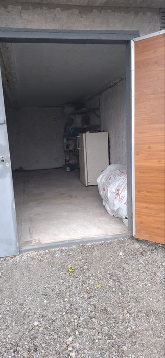 Сдам гараж на Косиора ул.Осенняя 3000 грн