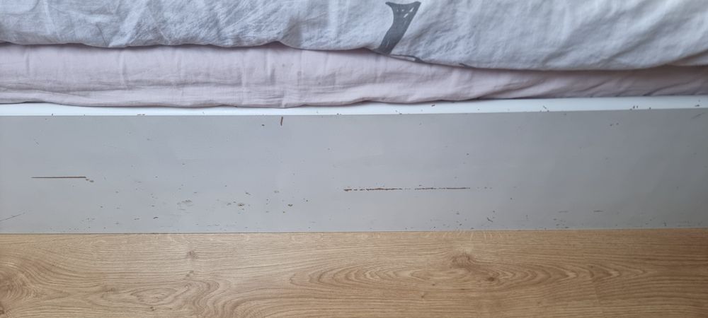 Łóżko sypialniane