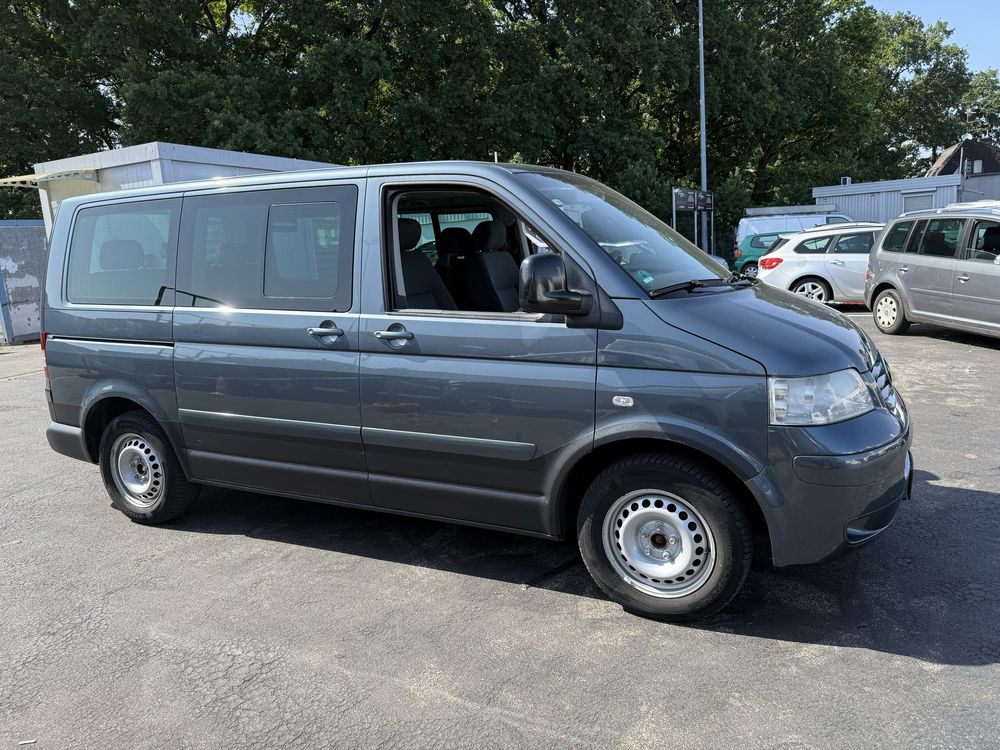 Volkswagen Multivan 2.5 дизель для ВСУ