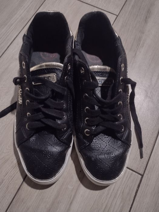 Buty Guess w bardzo dobrym stanie