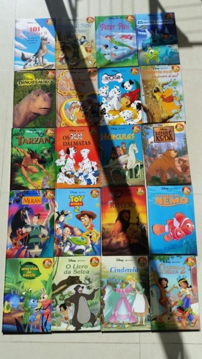 22 Livros do clube Disney + Estante