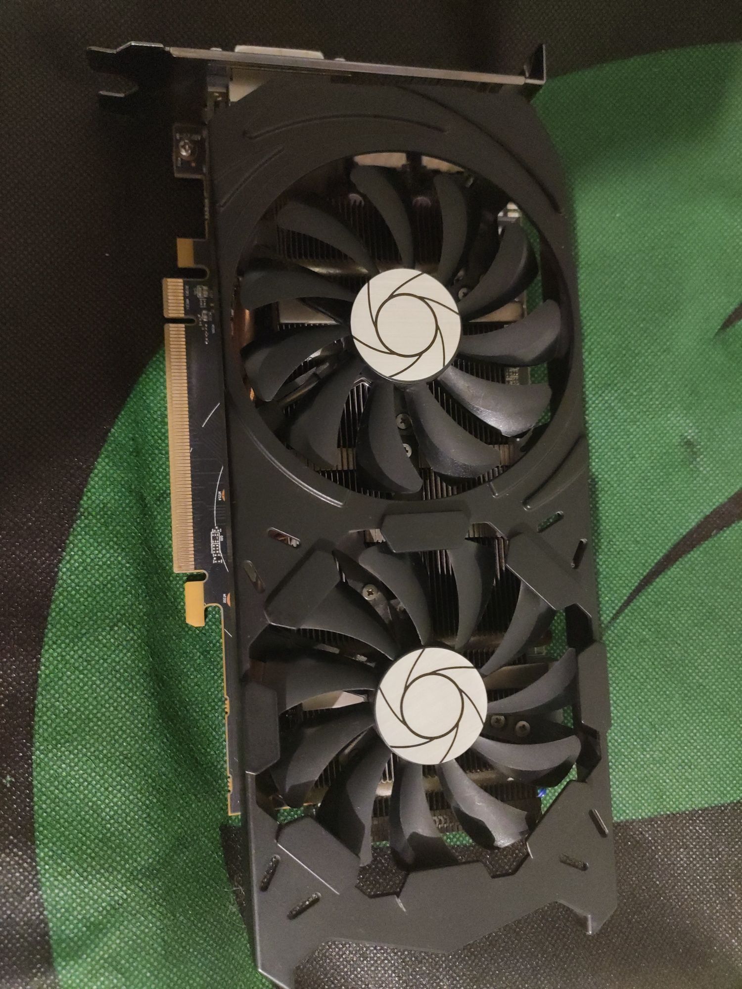 Radeon RX 580 8Gb