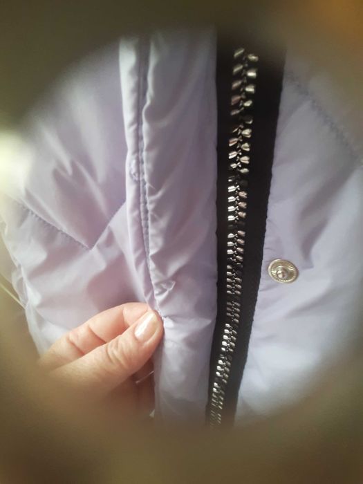 Демисизонная курточка  на девочку 10-11 лет