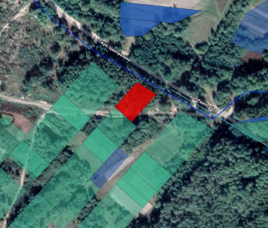 Чудова земельна ділянка 0,15 га, сосновий ліс, до центру Шацька 600 м.