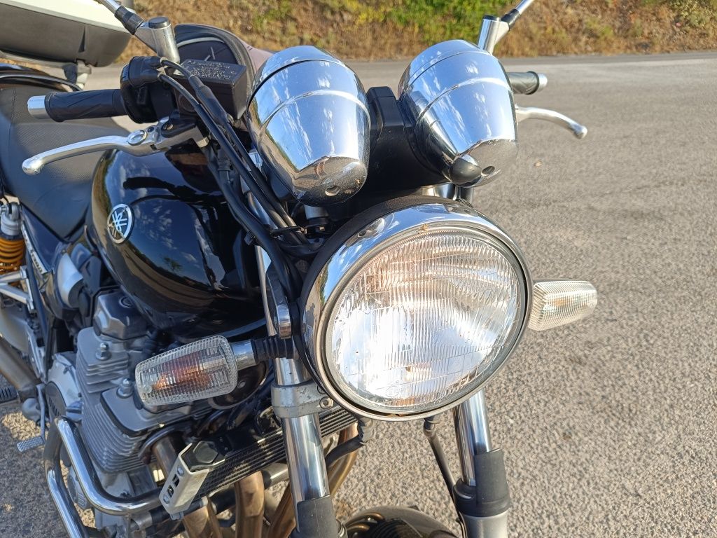 Yamaha xjr 1300 como nova
