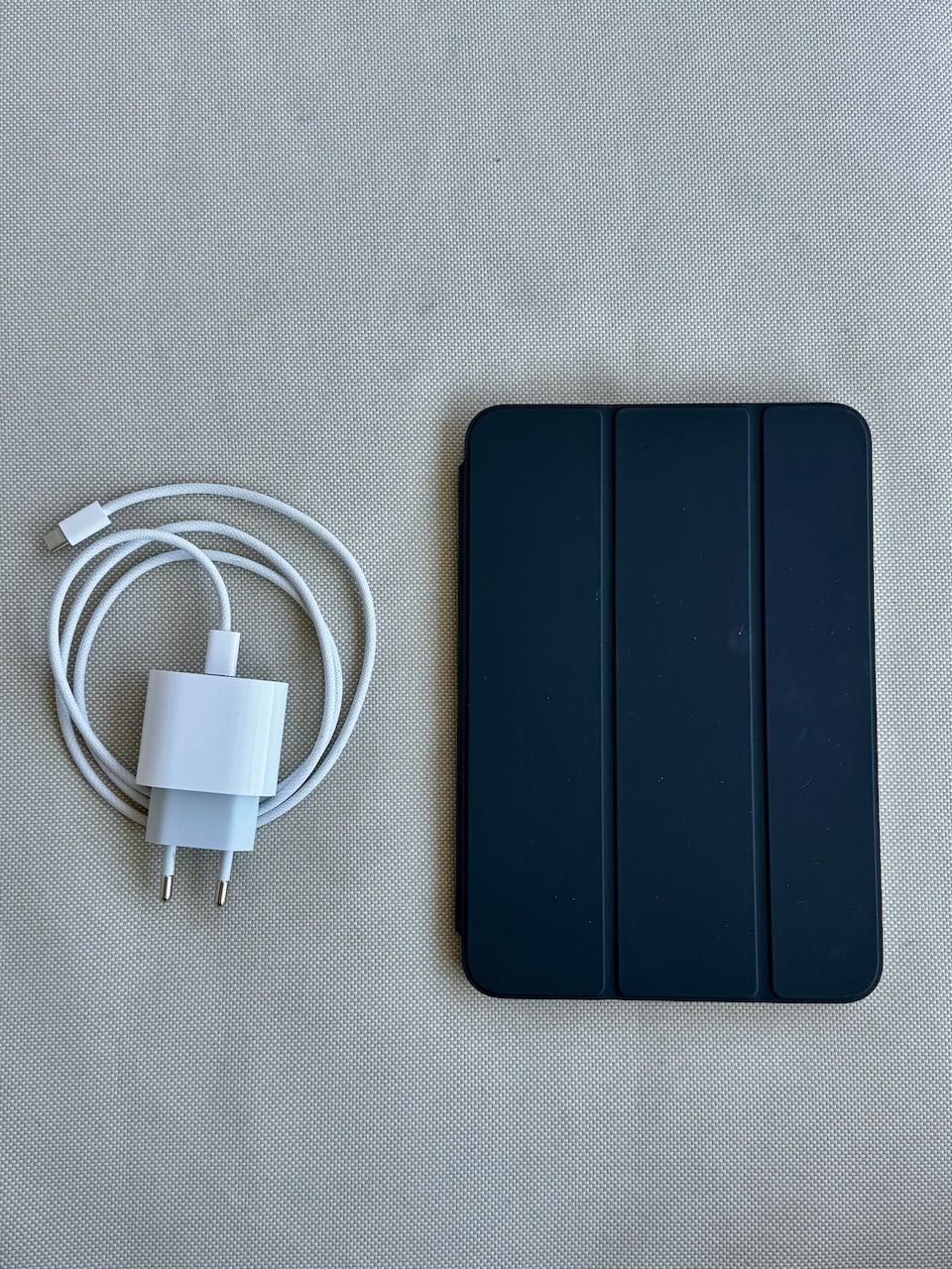 iPad Mini 6 64Gb com capa Apple Smart Folio - Como novo