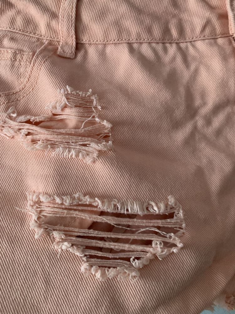 Krótkie jeansowe szorty Vero Moda rozmiar EUR 40
