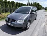 Volkswagen Touran_2005r_2.0 TDI_Hak_Klimatyzacja