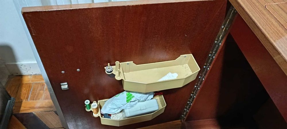 Máquina costura impecável