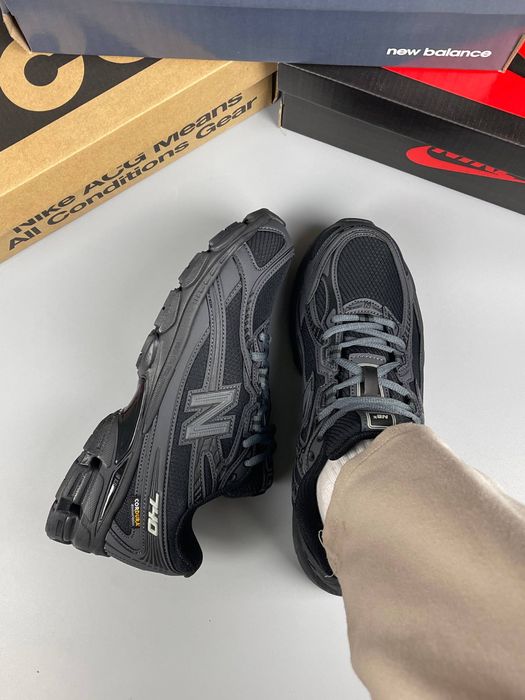Топові кросівки New Balance Nike Salomon Asics Adidas