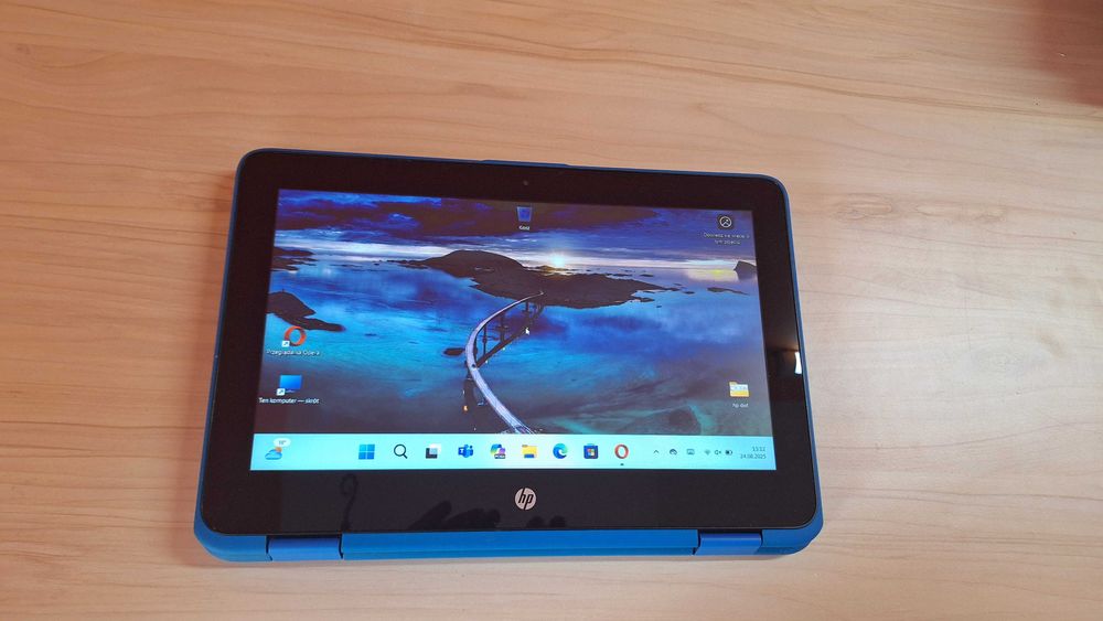 HP dotykowy 11,6" 4x2,50GHz/8GB/256GB NVME