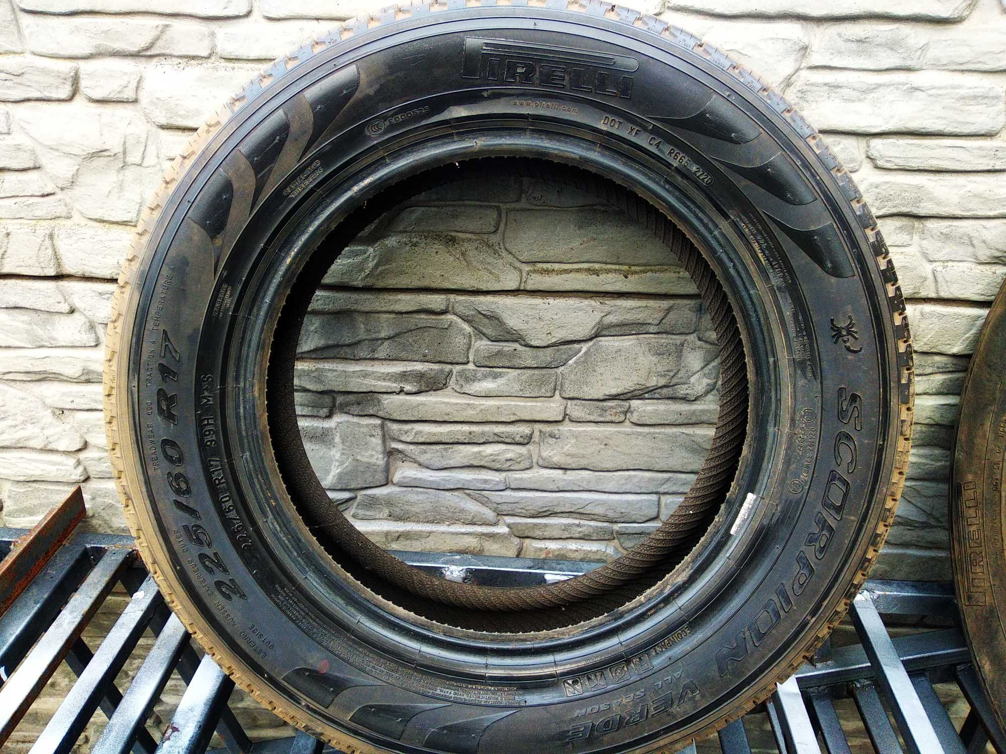 Продам  всесезонну резину- Pirelli Scorpion- 225х60хr17