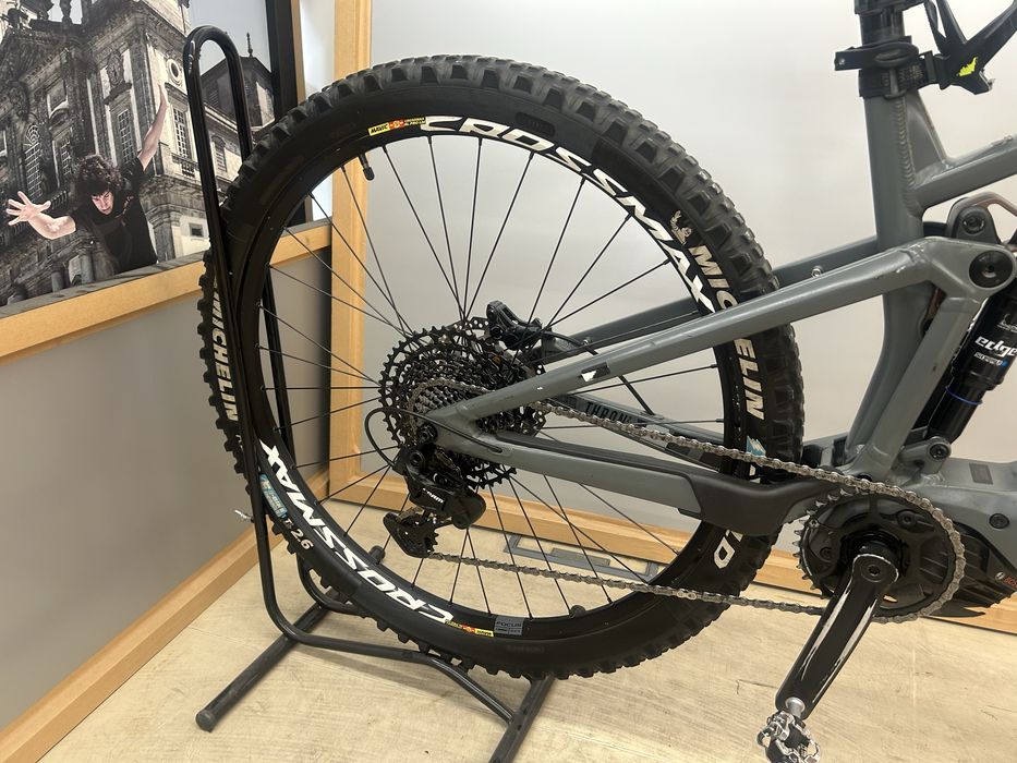 Vendo E-Bike Elétrica FOCUS Thorn 2