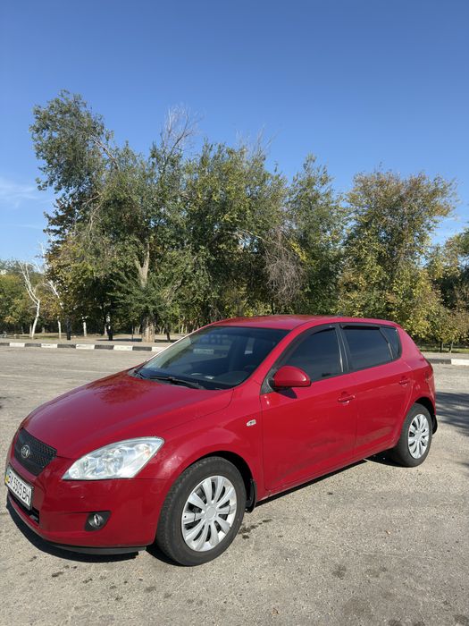 Kia Ceed 2.0 автомат