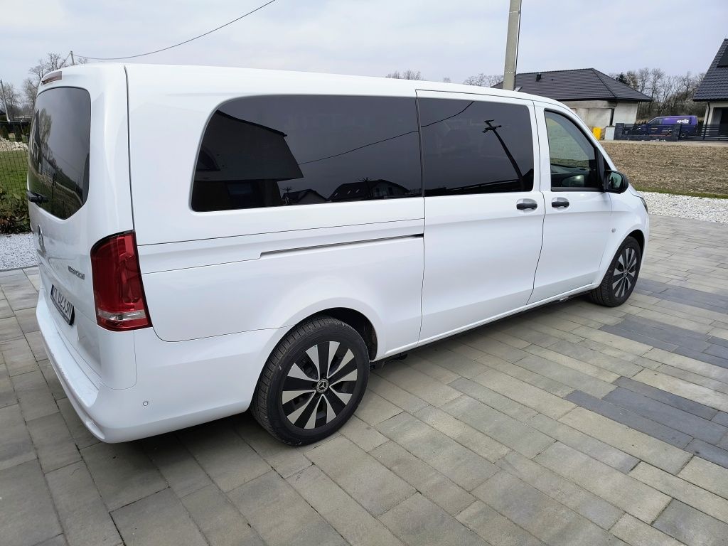 Wynajem Mercedes Vip Vito Tourer automat bus 9 osobowy nowe auta