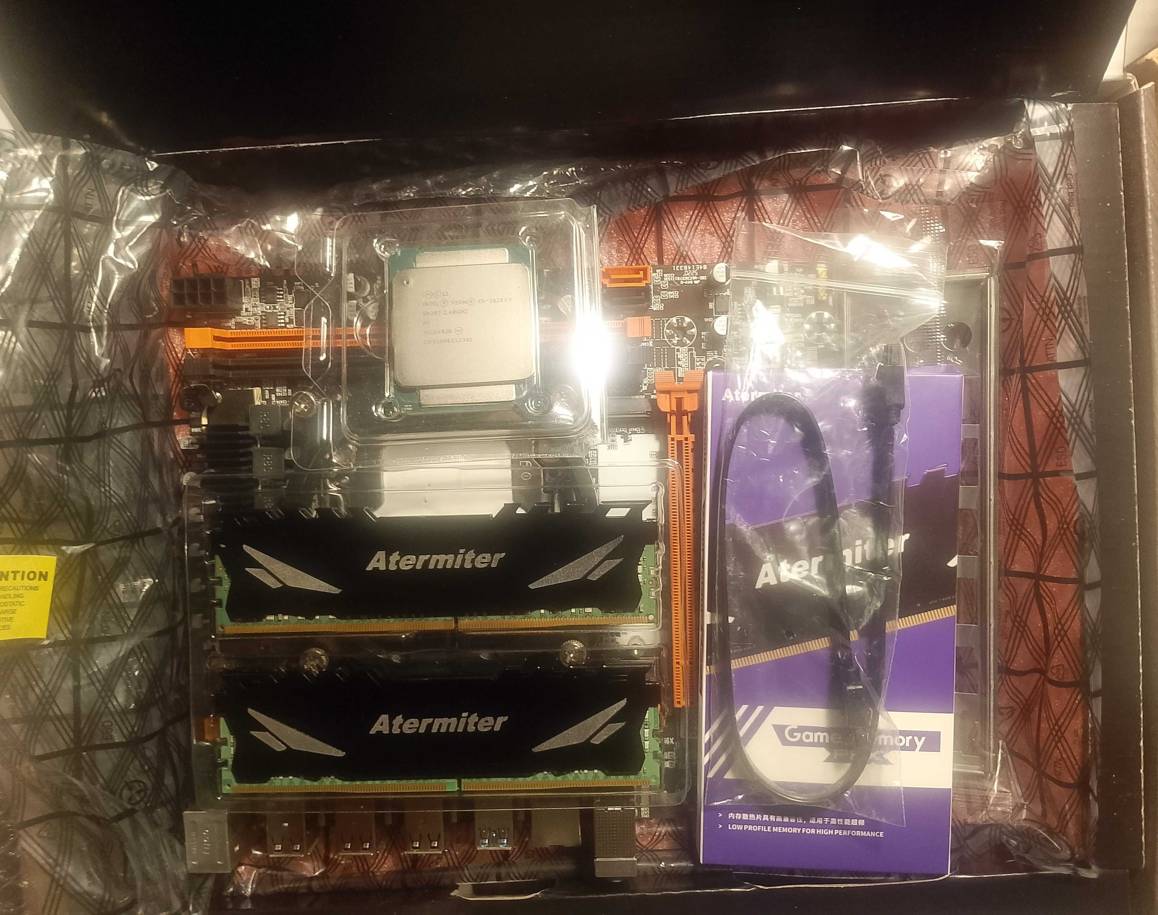Комплект  Intel Atermiter X99 LGA 2011 Intel Xeon E5 2620V3 16 GB DDR4