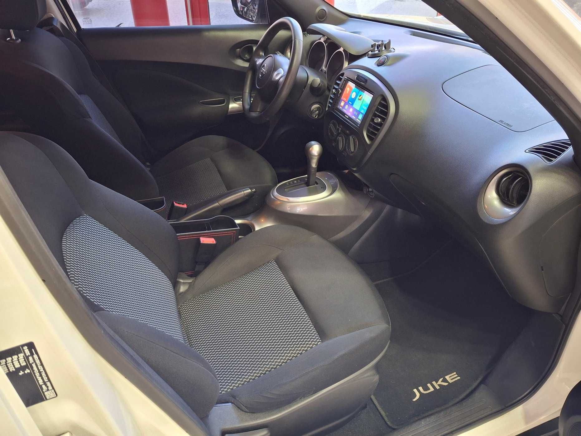 Автомобіль Nissan Juke 2019 року