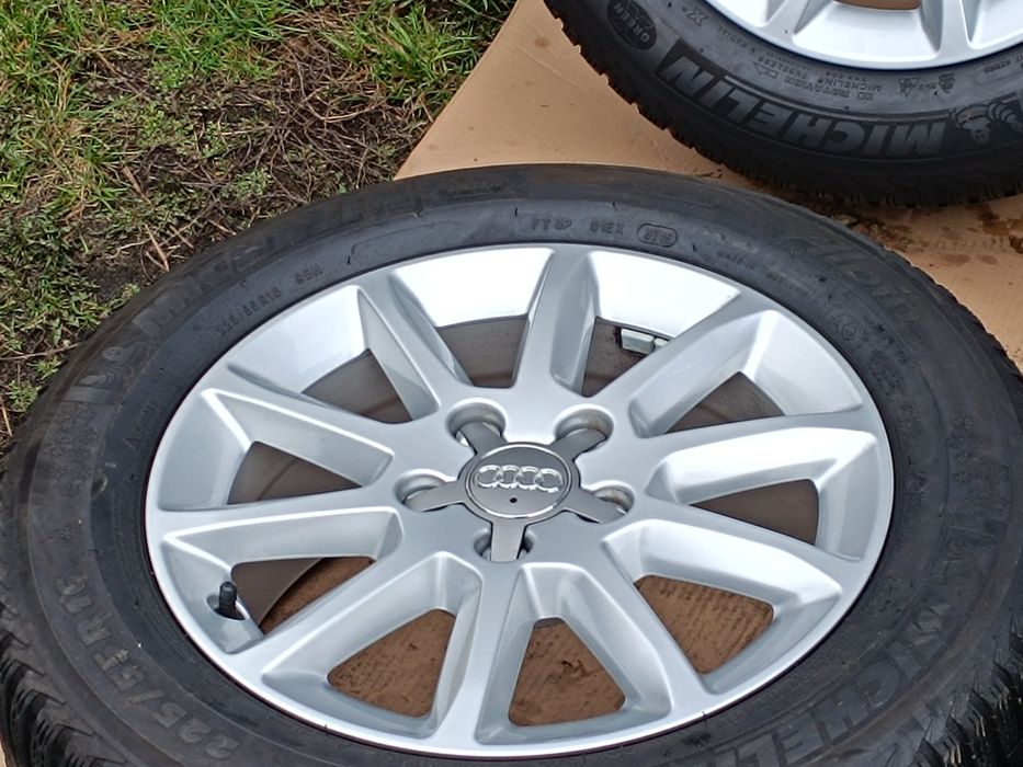 Felgi Aluminiowe Audi 8K0 7.0" x16 ET46 5x112