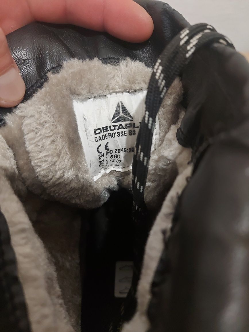Botas de Segurança Delta Plus, forrados. Para inverno.