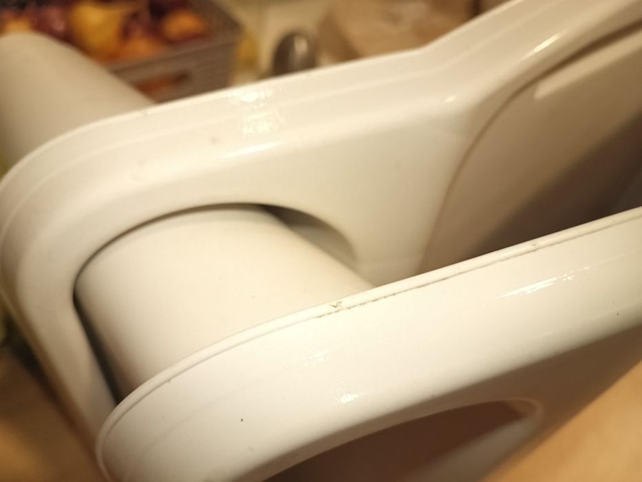 Столик унiвepcальний з плаcтмаcи, 58х30х21 см, вжив, 1шт-100₴
Код: 154