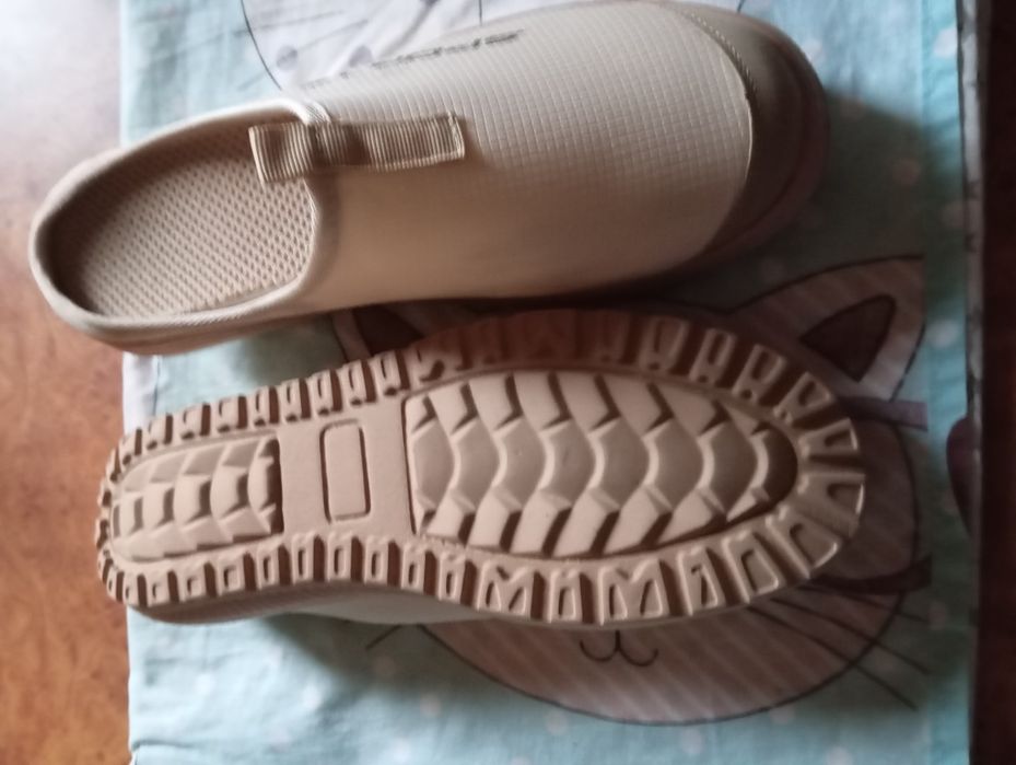 Продам шлепки дуже м,які,нові