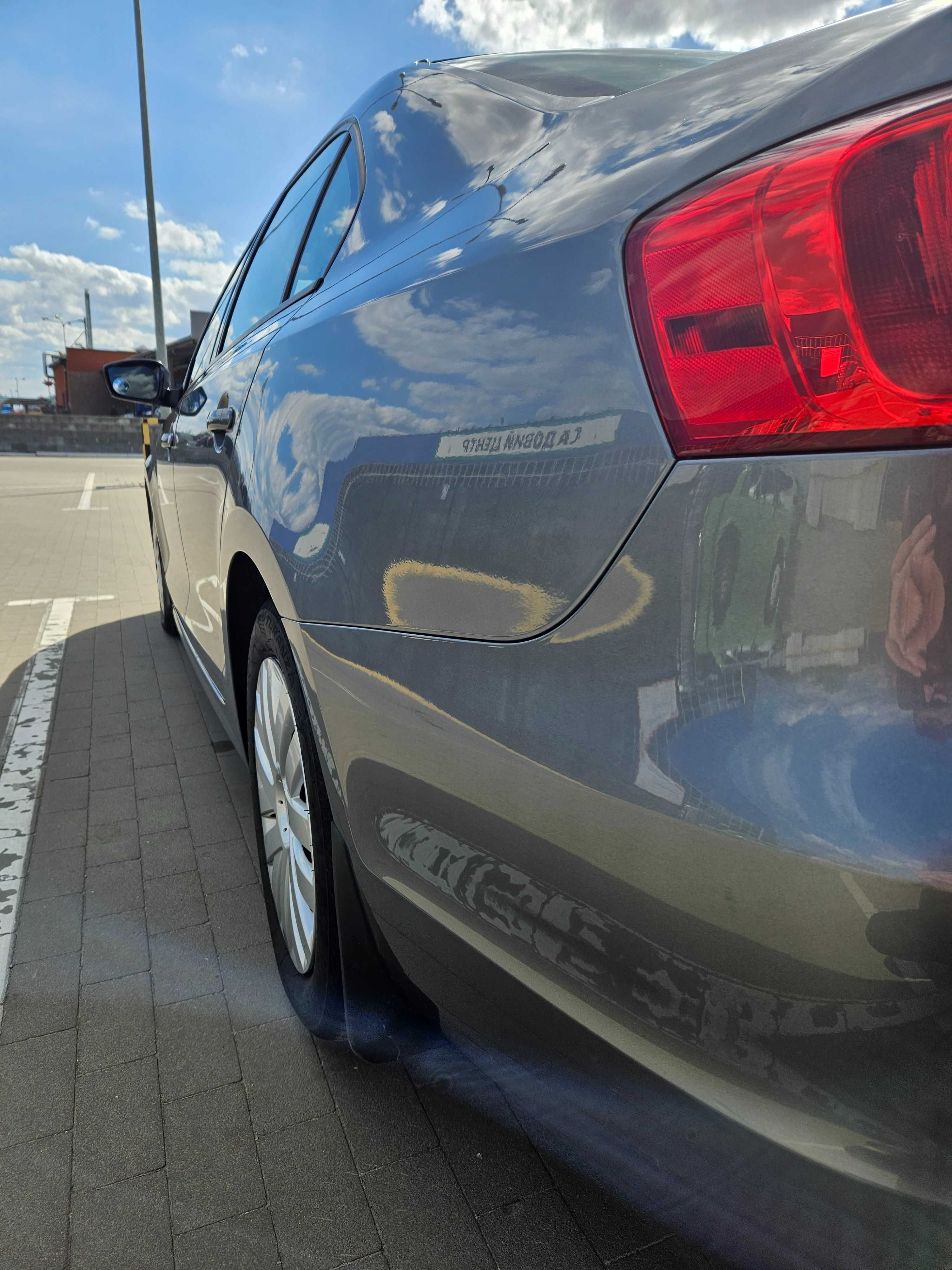 Volkswagen Jetta 2012 року