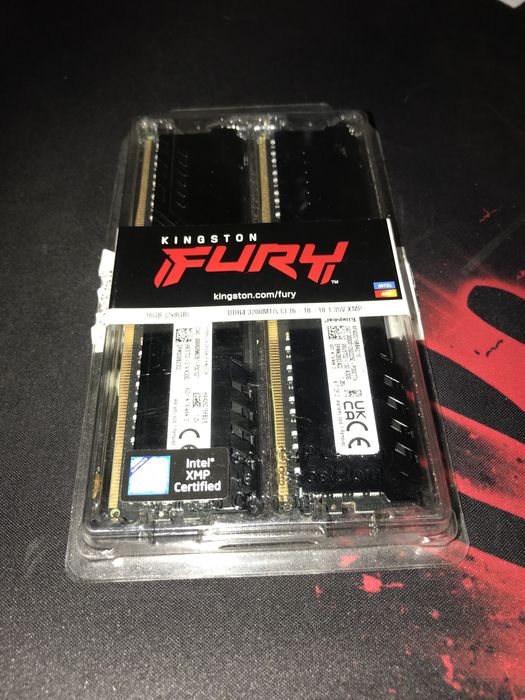 Оперативна память (2x8) 16GB DDR4 3200